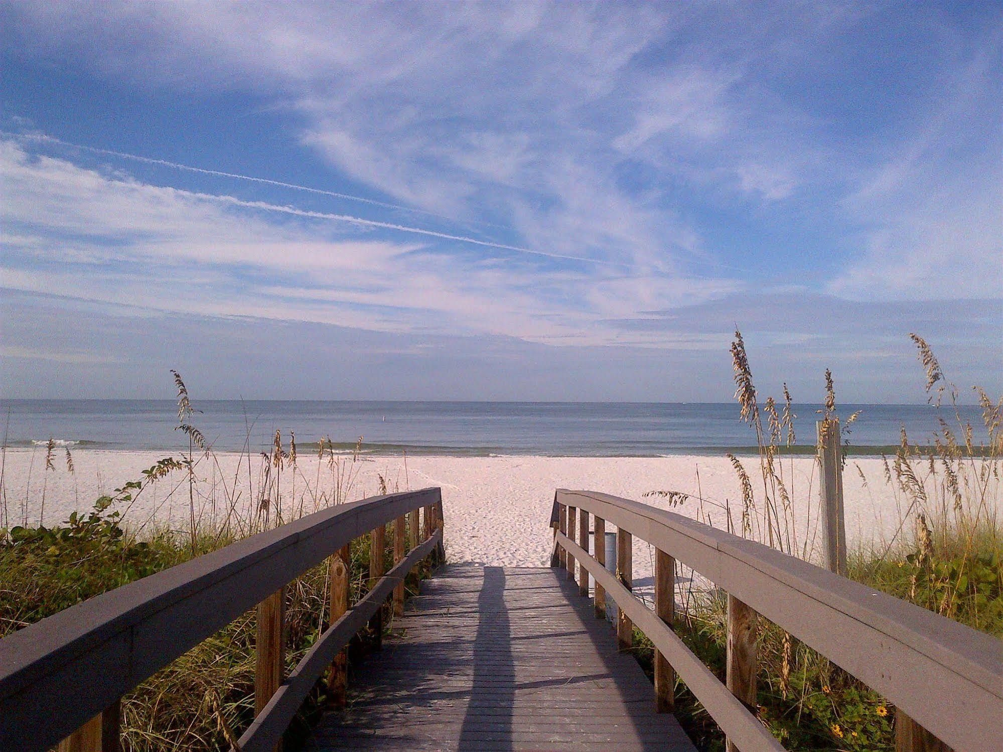 The Bungalows St. Pete Beach Exterior foto